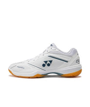 Laden Sie das Bild in den Galerie-Viewer, Yonex Power Cushion 65 Z4 WOMEN V2