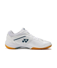 Laden Sie das Bild in den Galerie-Viewer, Yonex Power Cushion 65 Z4 WOMEN V2