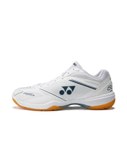 Laden Sie das Bild in den Galerie-Viewer, Yonex Power Cushion 65 Z4 MEN V2